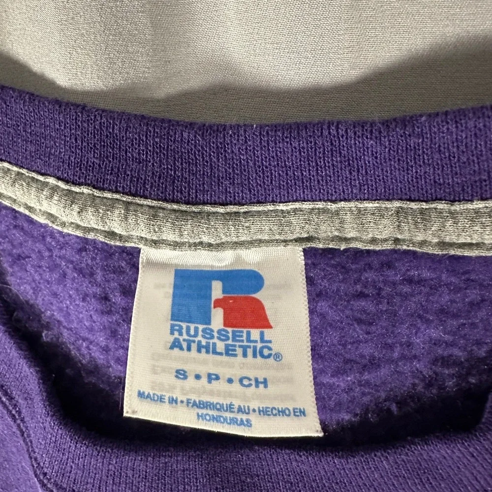 Russell Athletic Mens Small‎ Sweatshirt Kellogg Robot Purple BOTS 24